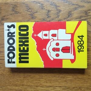 Vintage 1984 Fodor's Mexico Paperback Book Nonfiction Travel Book